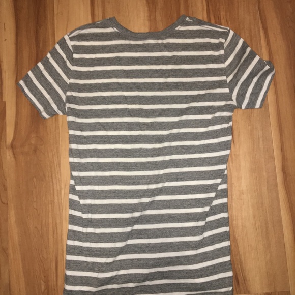😜Women’s American Eagle Striped t-shirt😜 - Picture 4 of 7